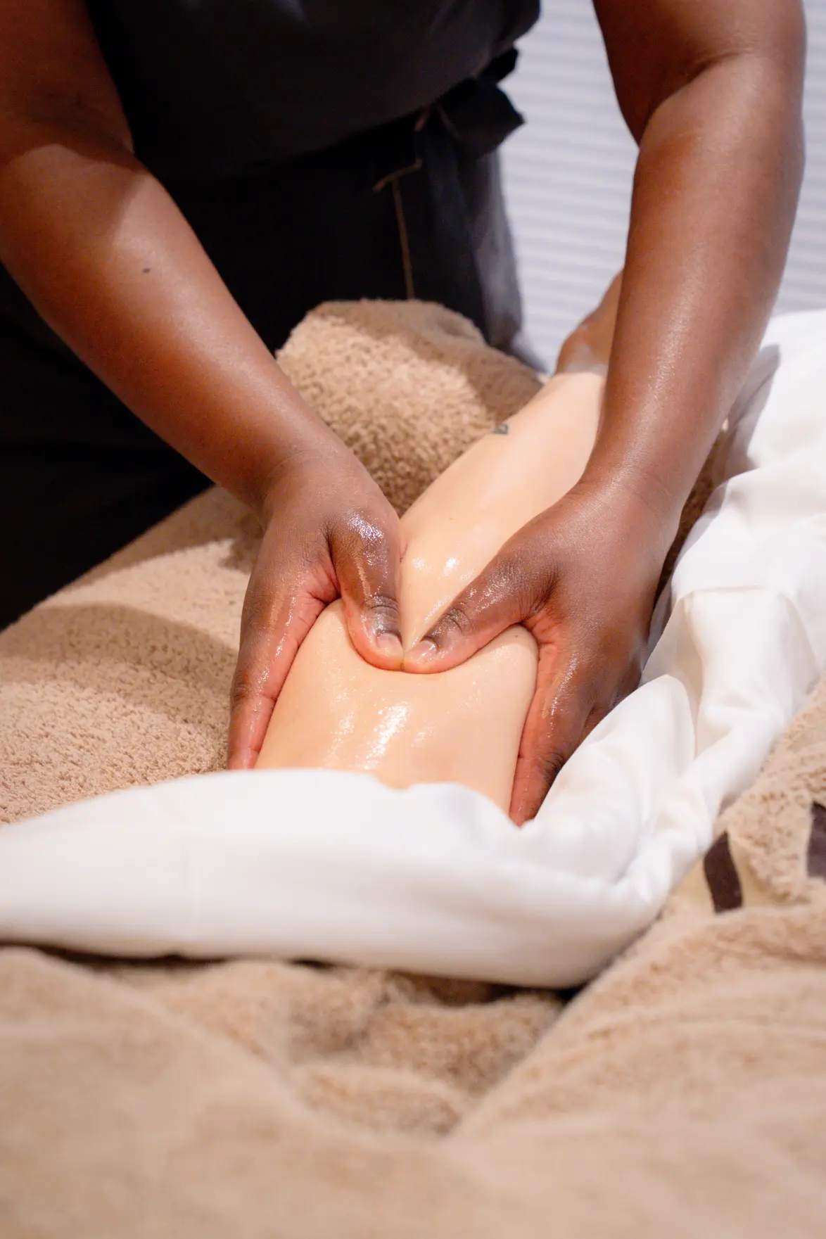 Deep tissue massage Amilda